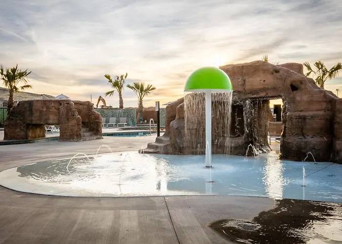 Perfect Family Getaway With Pool, Lazy River & Gym * Oldtown