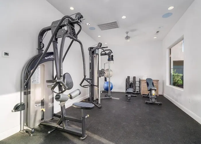 Perfect Family Getaway With Pool, Lazy River & Gym *