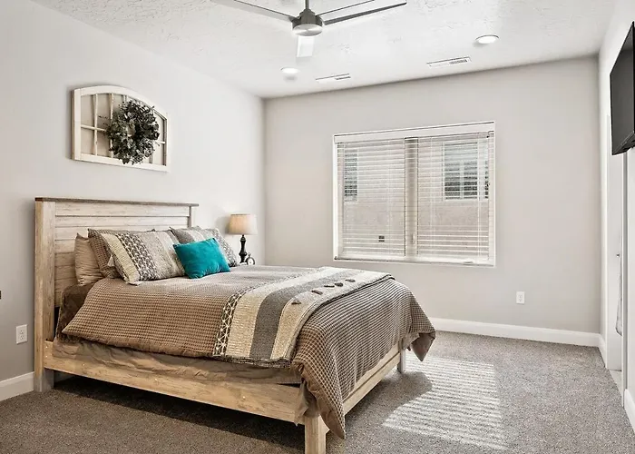 Perfect Family Getaway With Pool, Lazy River & Gym * Oldtown